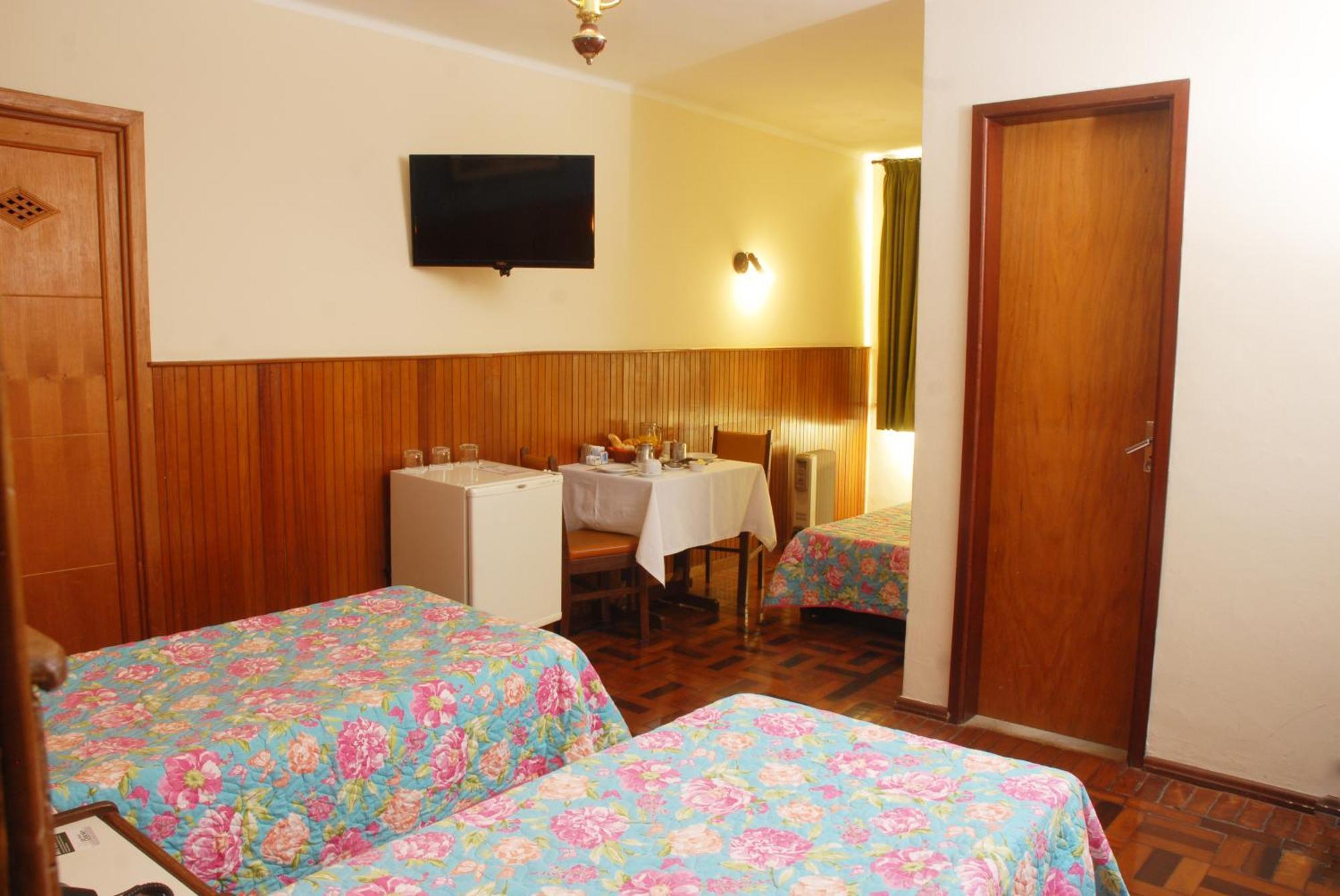 Hotel Bucsky Nova Friburgo Habitación foto